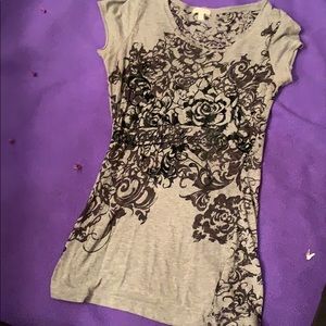 Roses t-shirt